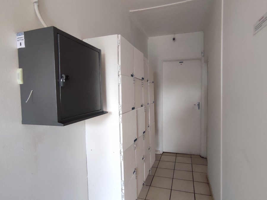 9 Bedroom Property for Sale in Brandwag Free State